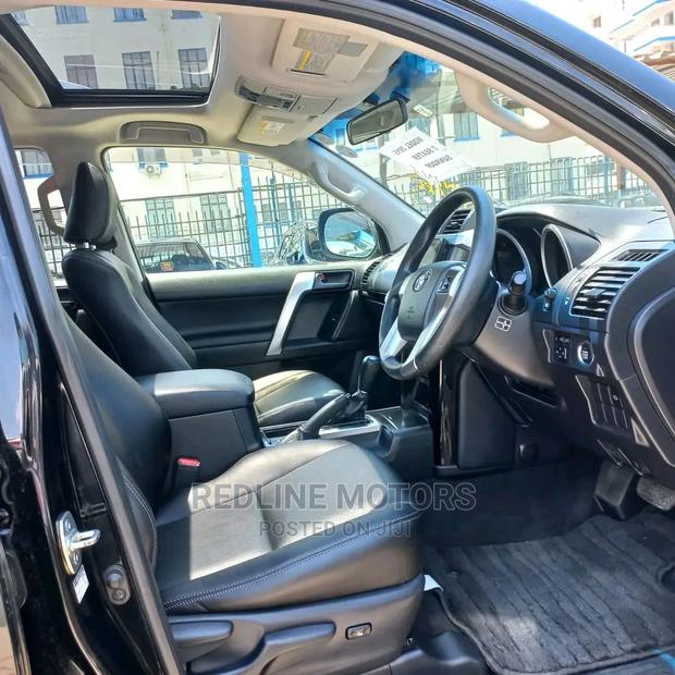 Toyota Land Cruiser Prado 2016 - Black - Limited Edition