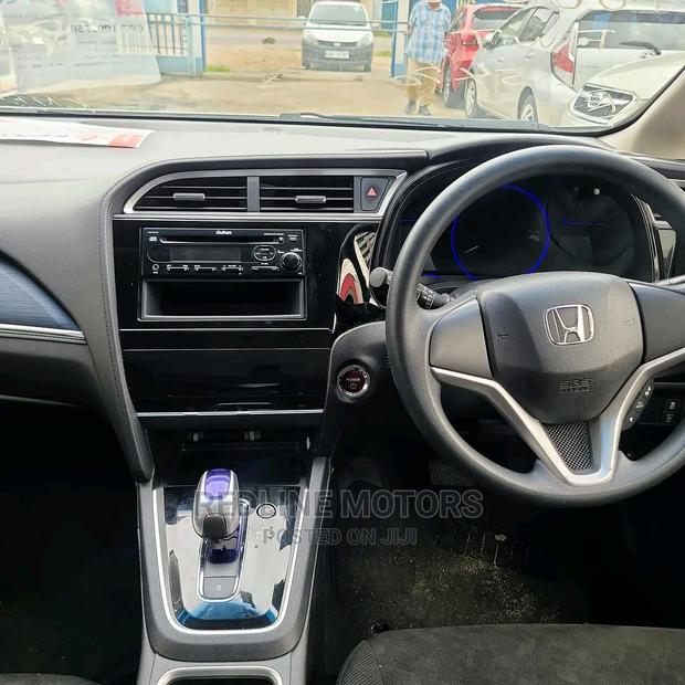 Honda Fit Shuttle 2016: White, Certified Used, Like New