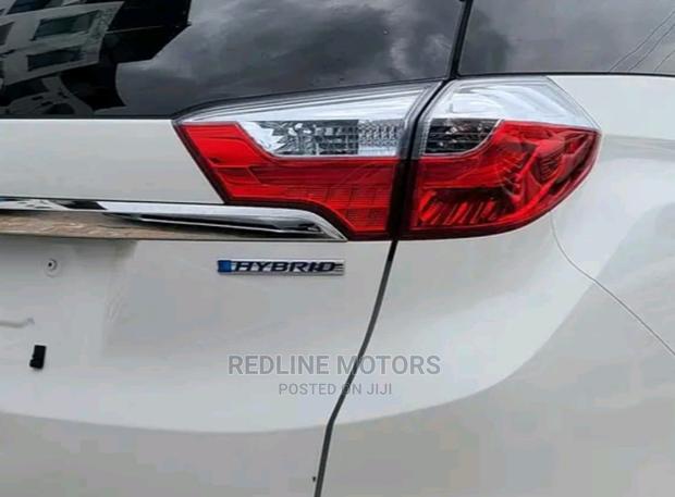 Honda Fit Shuttle 2016: White, Certified Used, Like New