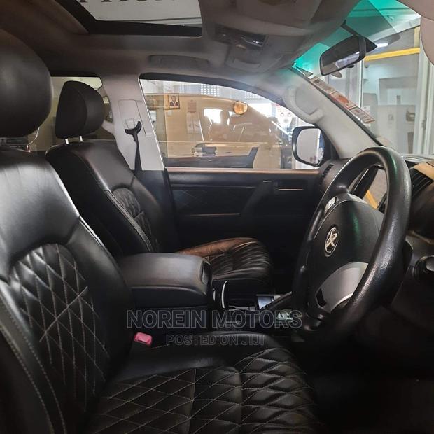 2015 Land Cruiser Toyota - Gray - Pre-owned SUV with Off-Road Capability