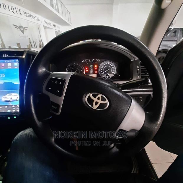 2015 Land Cruiser Toyota - Gray - Pre-owned SUV with Off-Road Capability