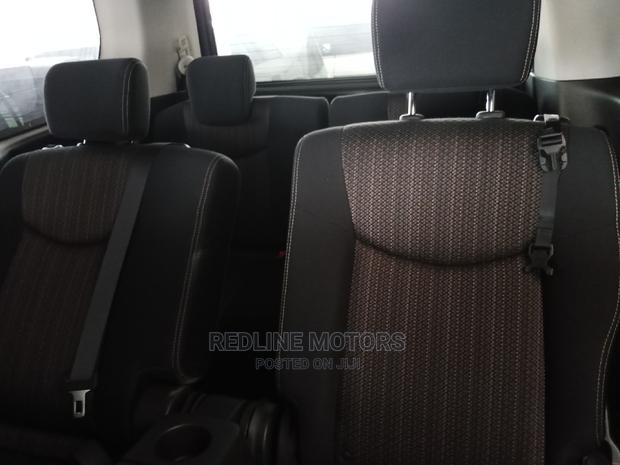 New Nissan Serena 2017 Black: Sleek Design and Versatile Interior