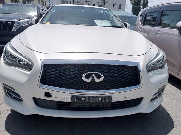 White 2016 Nissan Skyline - Premium Performance