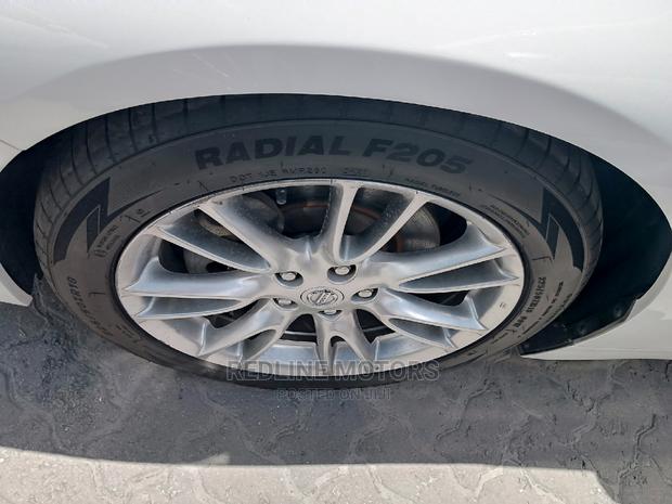 White 2016 Nissan Skyline - Premium Performance