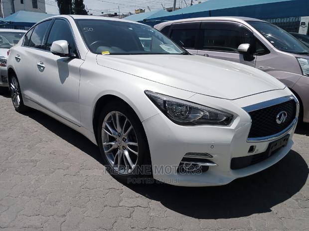 White 2016 Nissan Skyline - Premium Performance