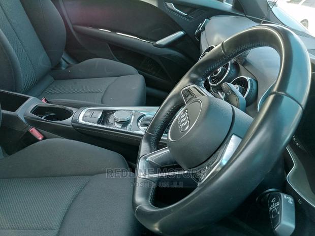 Black Audi TT 2016 - Powerful Driving Experience