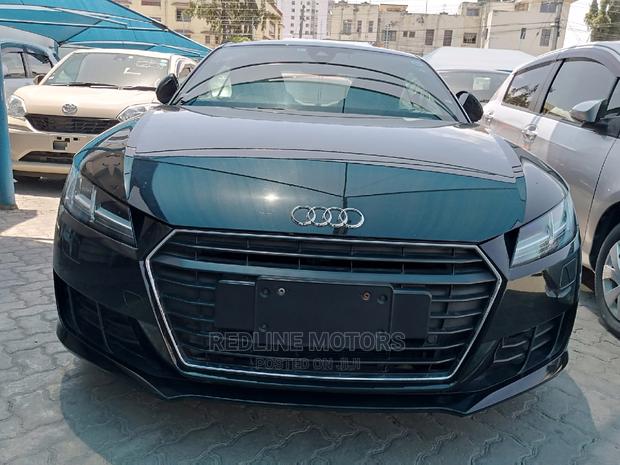 Black Audi TT 2016 - Powerful Driving Experience