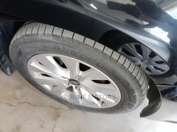 Subaru Legacy 2016 - Black Highlights Edition
