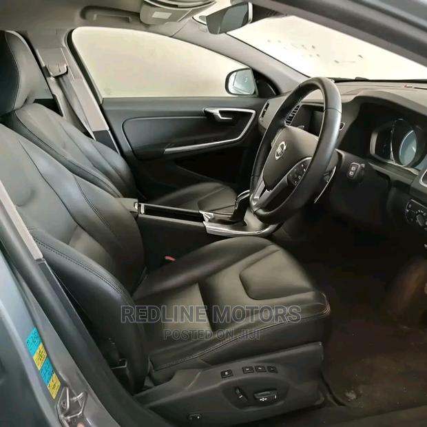Luxury Wagon, Volvo V60 2016, Gray - For Sale