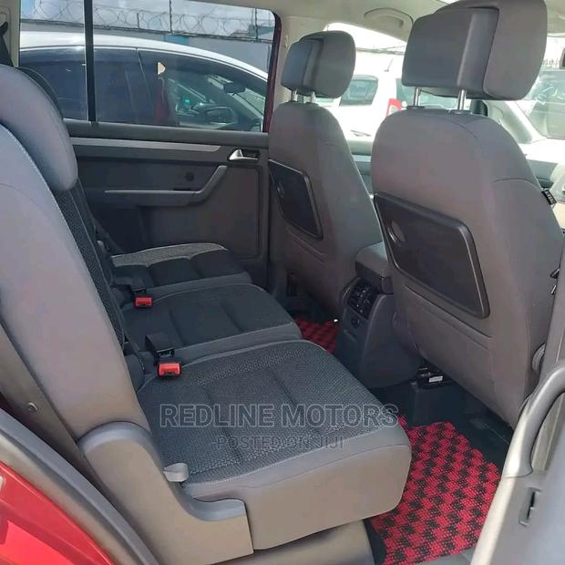 Volkswagen Touran 2016: Stunning Red Edition - Limited Stock!