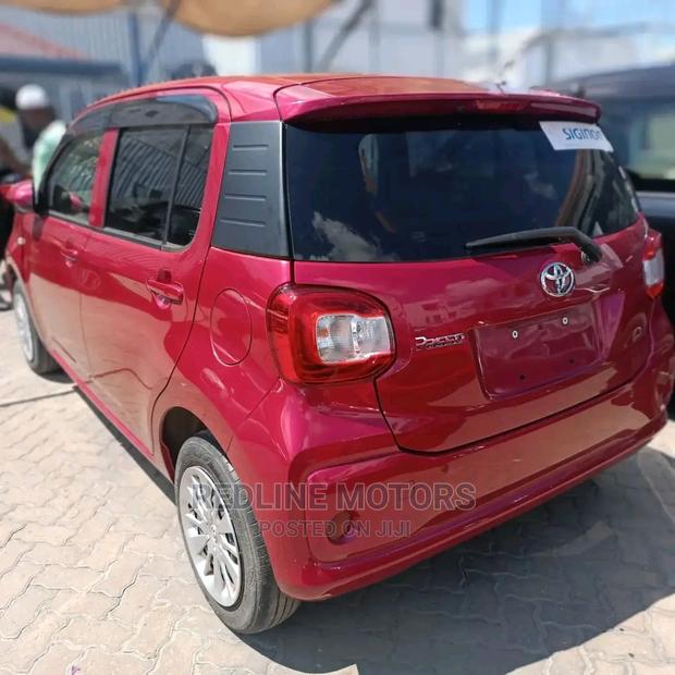 2016 Toyota Passo Red Sedan: Compact and Stylish