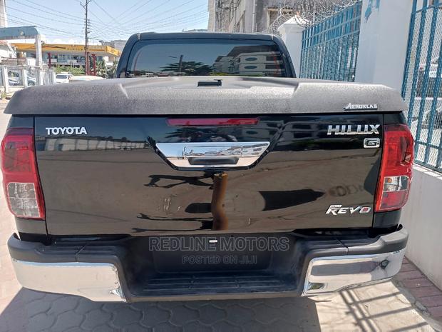 New Black 2016 Toyota Hilux: Rugged and Ready for Adventure