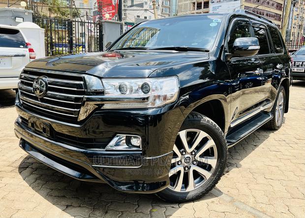 Black 2017 Toyota Land Cruiser V8 4.6 ZX - Premium 4WD SUV