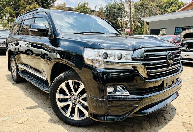 Black 2017 Toyota Land Cruiser V8 4.6 ZX - Premium 4WD SUV