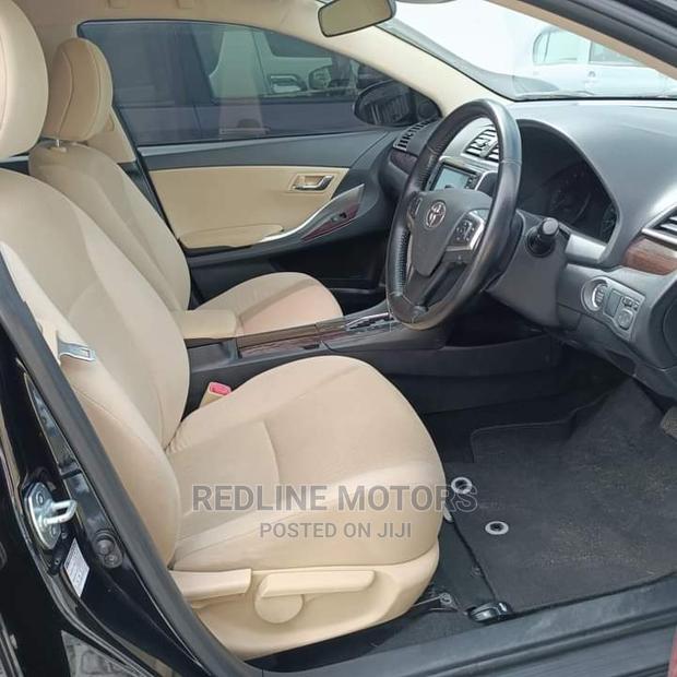 2017 Toyota Premio Black: Premium Ride at Affordable Price