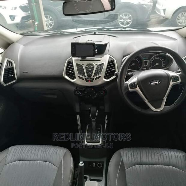 White Ecosport 2016 - Ford's Compact SUV Packed with Features!