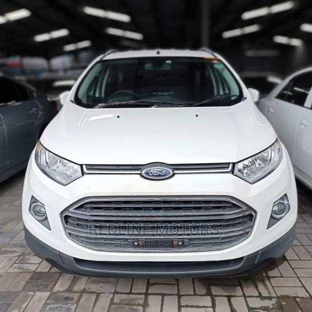 White Ecosport 2016 - Ford's Compact SUV Packed with Features!