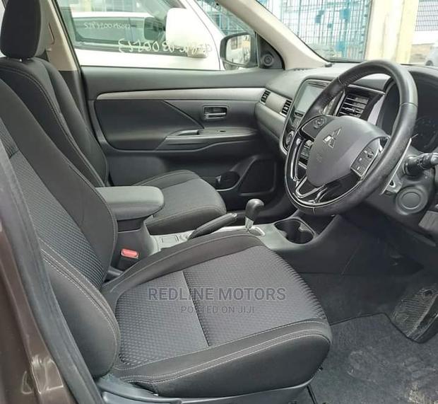 2017 Mitsubishi Outlander Brown SUV - Used Car Listing