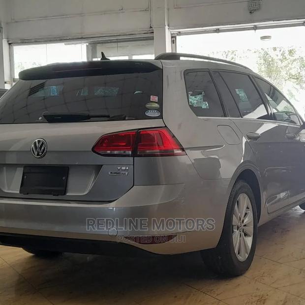 2016 Silver Golf Variant - Volkswagen Golf