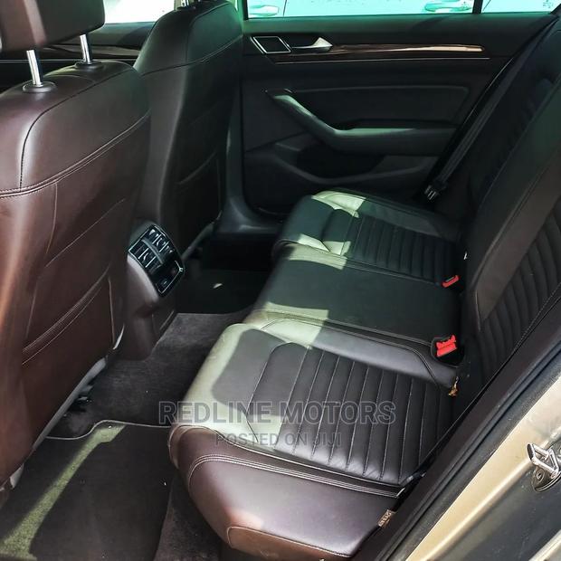 2016 Volkswagen Passat in Gray - Spacious Sedan