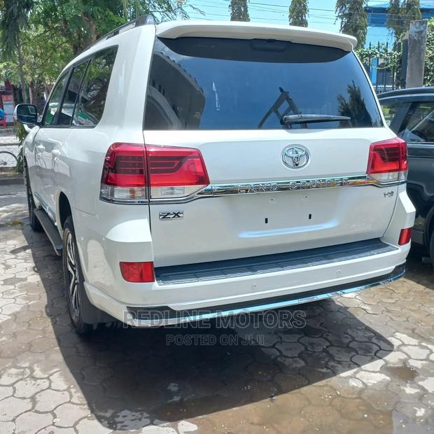 2016 Toyota Prado in Off-White - Premium 4x4 SUV with Off-Road Cap