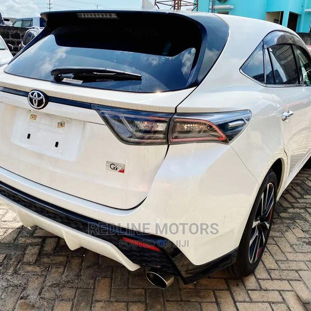 2017 Toyota Harrier in White: Luxury SUV for Sale