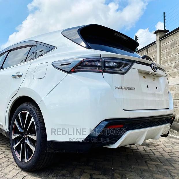 2017 Toyota Harrier in White: Luxury SUV for Sale