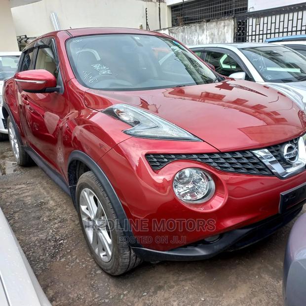 Red 2016 Nissan Juke: Compact SUV with Modern Design