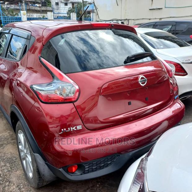 Red 2016 Nissan Juke: Compact SUV with Modern Design