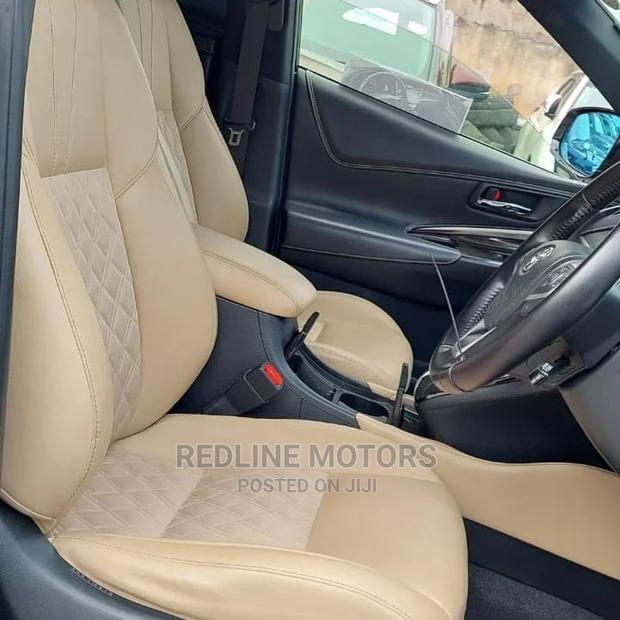 New Toyota Harrier 2018 in Black: Affordable Luxury Awaits