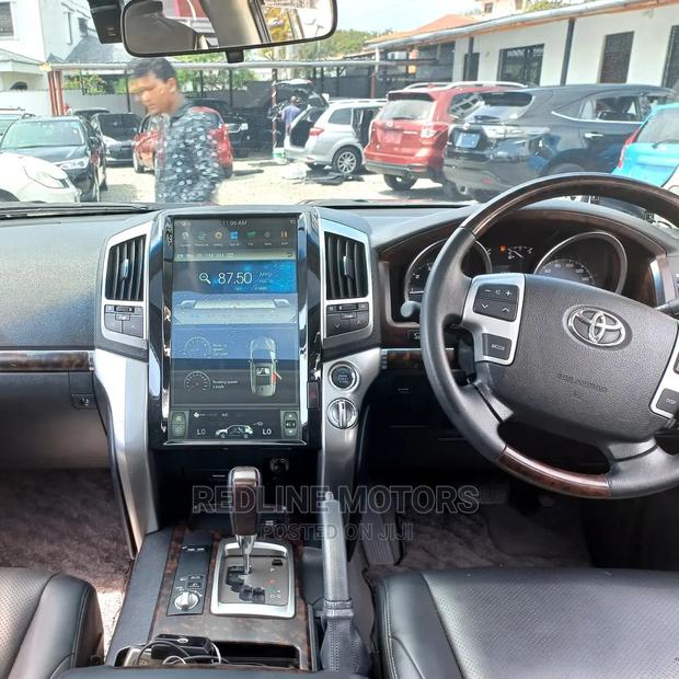 Red 2016 Toyota Land Cruiser Prado: Ultimate Off-road Experience