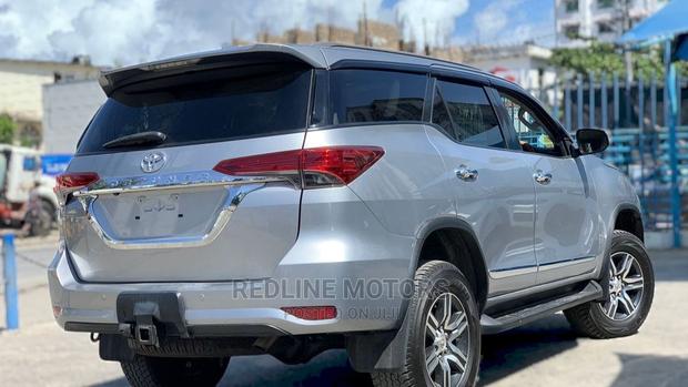 2016 Toyota Fortuner Silver: Affordable Luxury and Off-Road Capability