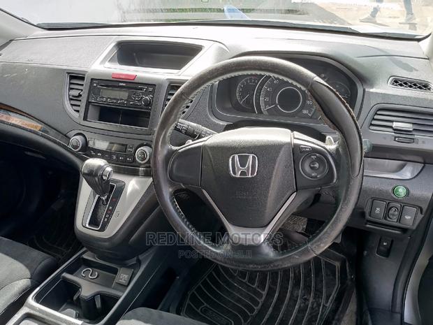 Silver Honda CR-V 2016 - Used Vehicle for Sale