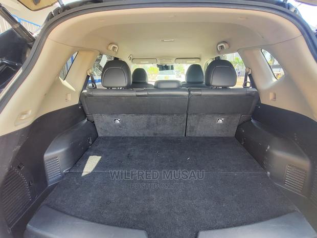 2015 Nissan X-Trail Green SUV - Second-hand Offer