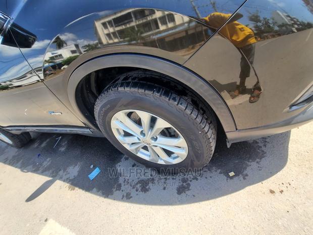 2015 Nissan X-Trail Green SUV - Second-hand Offer