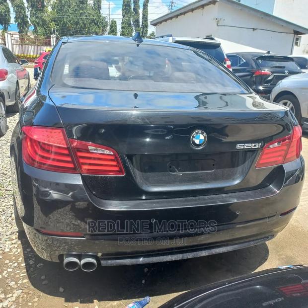 2016 BMW 520i - Black Luxury Sedan for a Great Price