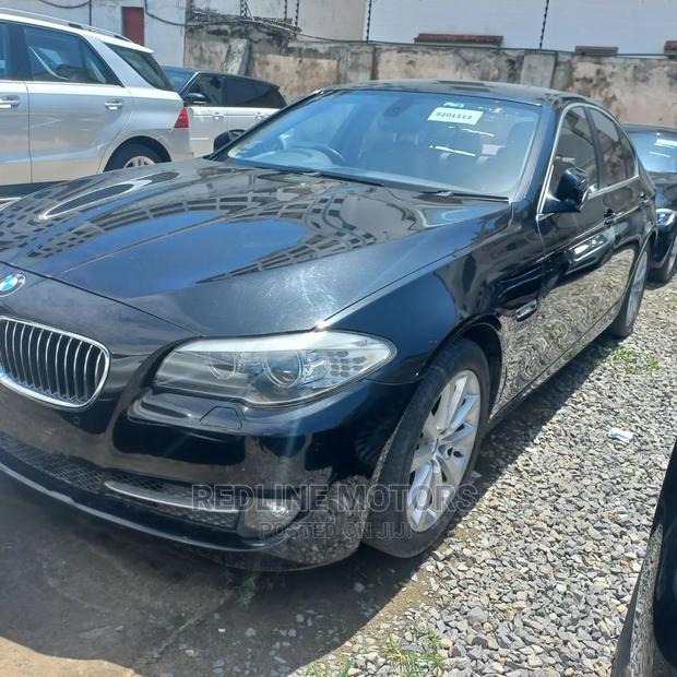 2016 BMW 520i - Black Luxury Sedan for a Great Price