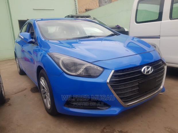 Hyundai I40 2016: Efficient and Powerful Sedan for Every Day