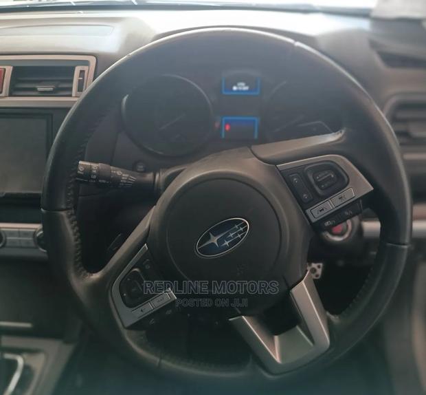 2016 Subaru Outback 2.5i Limited AWD - Used - Silver
