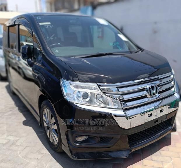 Matt Black Honda Stepwgn 2016: Used SUV Available