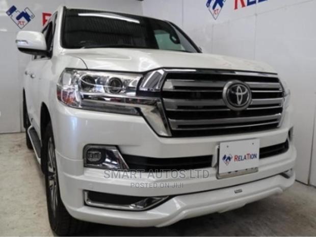 Pearl 2015 Toyota Land Cruiser - Off-Road Adventure Vehicle