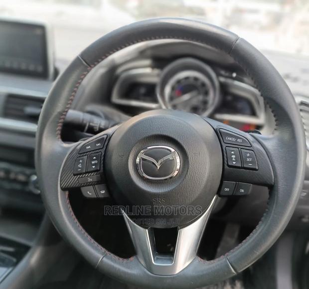 2016 Mazda Axela - Stylish White Hatchback