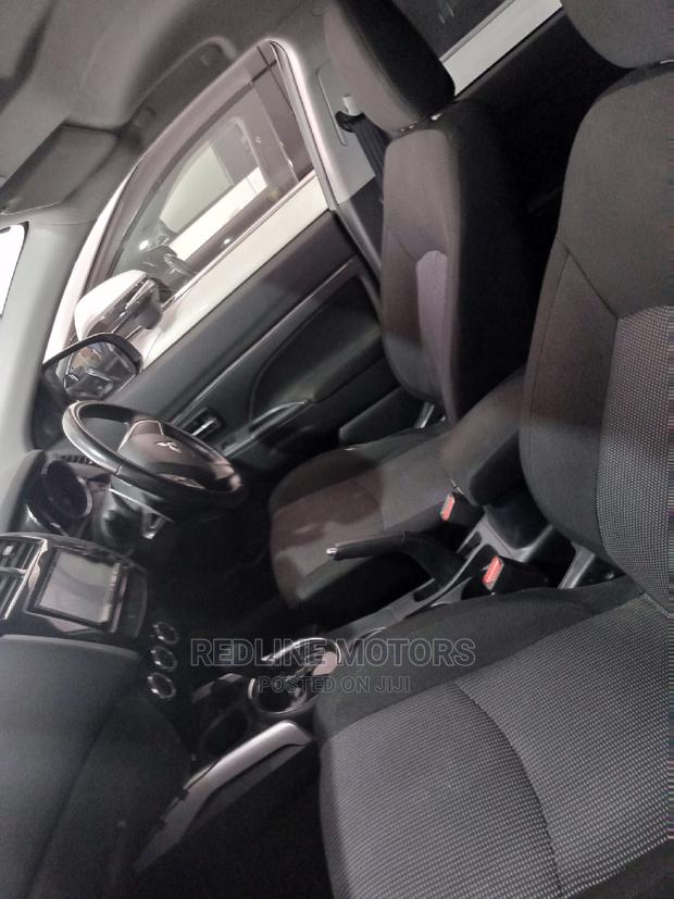 White Mitsubishi RVR 2016 - Premium Compact SUV with Powerful Performance