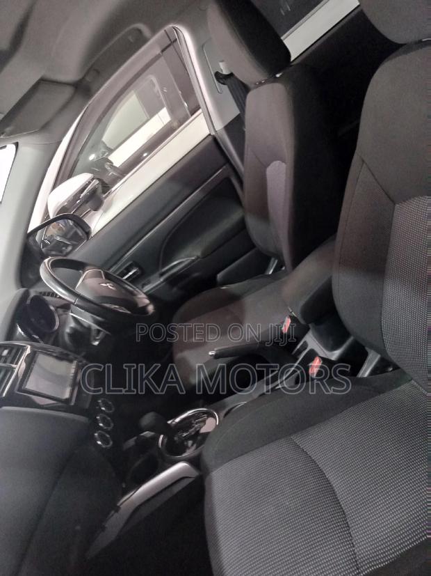 White Mitsubishi RVR 2016 - Premium Compact SUV with Powerful Performance