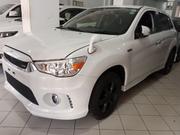 White Mitsubishi RVR 2016 - Premium Compact SUV with Powerful Performance for sale