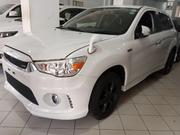 White Mitsubishi RVR 2016 - Premium Compact SUV with Powerful Performance for sale