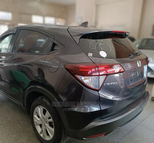 2016 Honda Vezel SUV Gray - Pre-owned with Low Mileage
