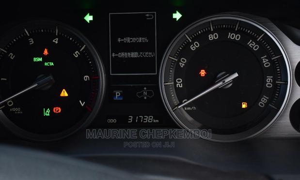 Toyota Land Cruiser 4.6 V8 VXR 2016 Black