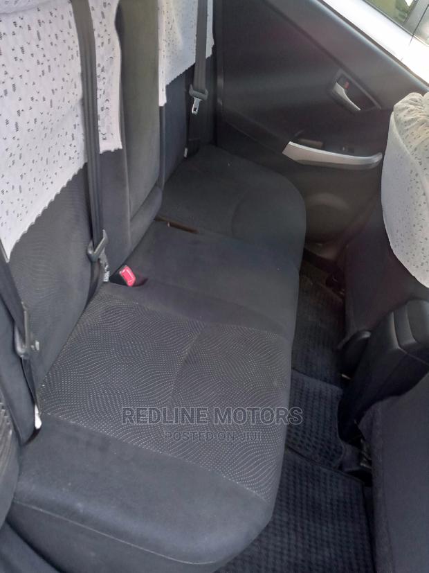 Pre-owned 2016 Toyota Prius Silver - Superb Quality