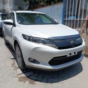 2016 Toyota Harrier Pearl: Stylish SUV for Sale for sale